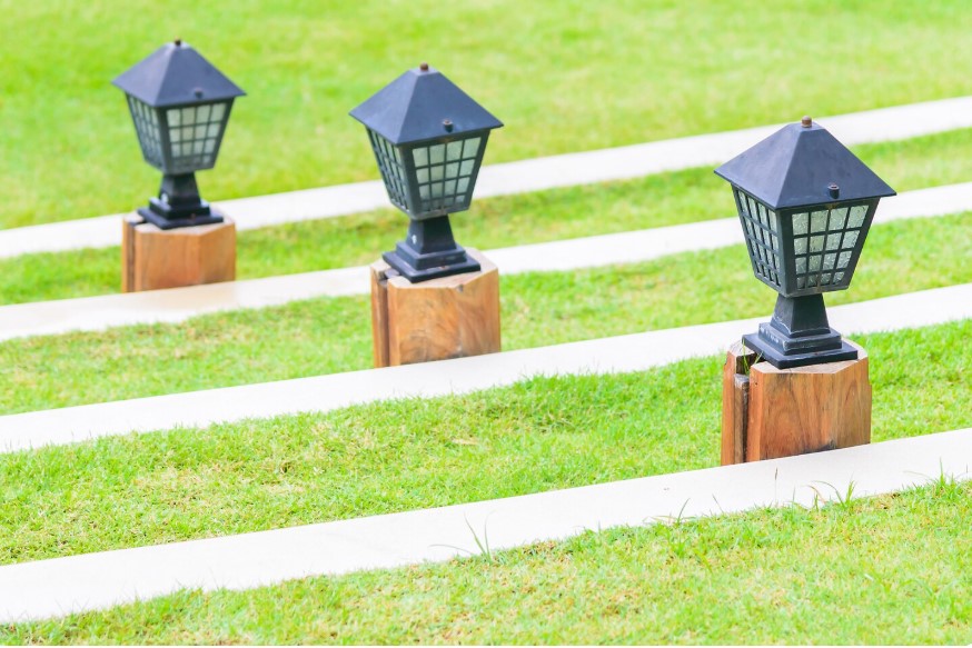 How Artificial Grass Helps Create a Low-Maintenance Family Garden