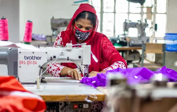 How Apparel Manufacturers Can Improve Productivity Through Thread Optimization