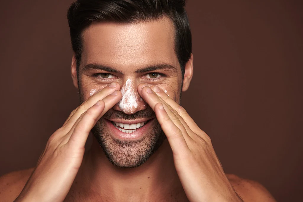 Easiest Ways To Remove Tan For Men